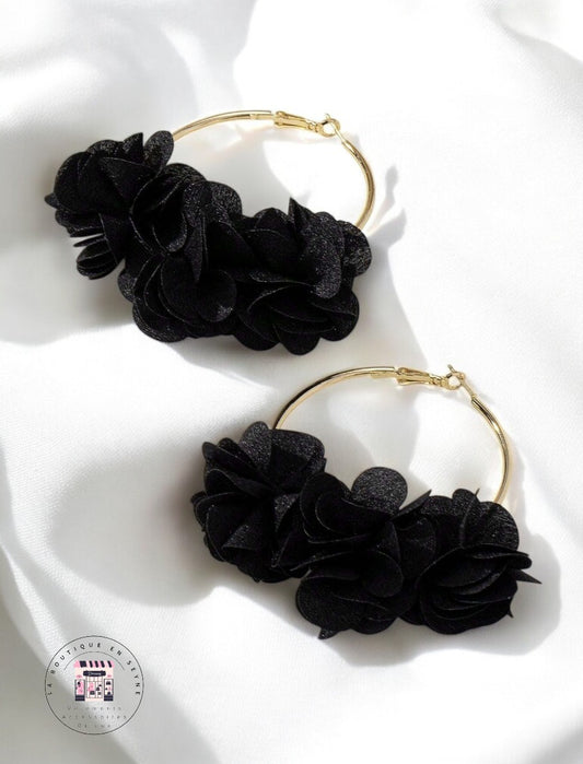 Boucles d’oreilles créoles dorées en tissu