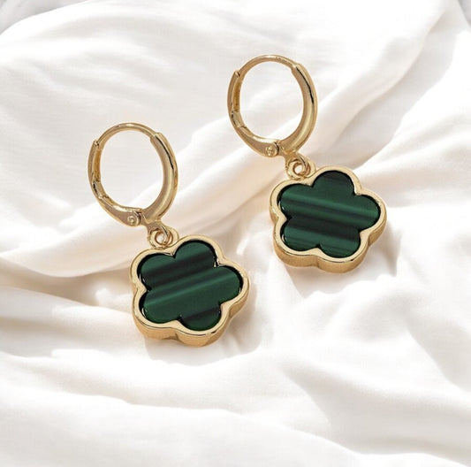 Boucles d’oreilles créoles dorées fleurs