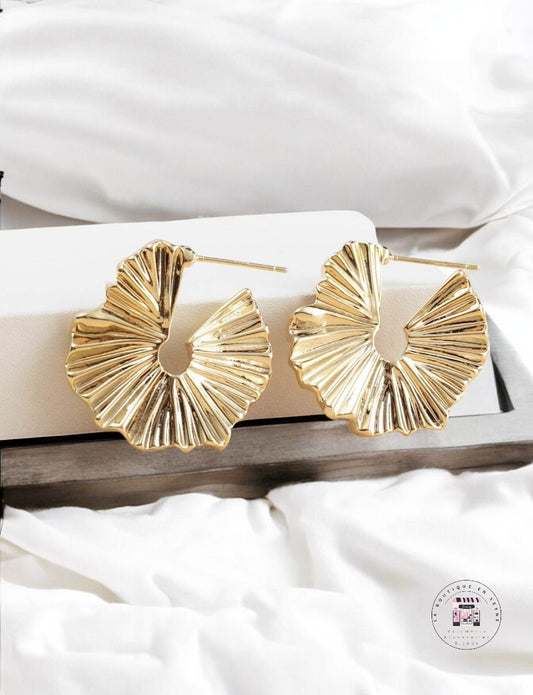 Boucles d'oreilles dorées éventail