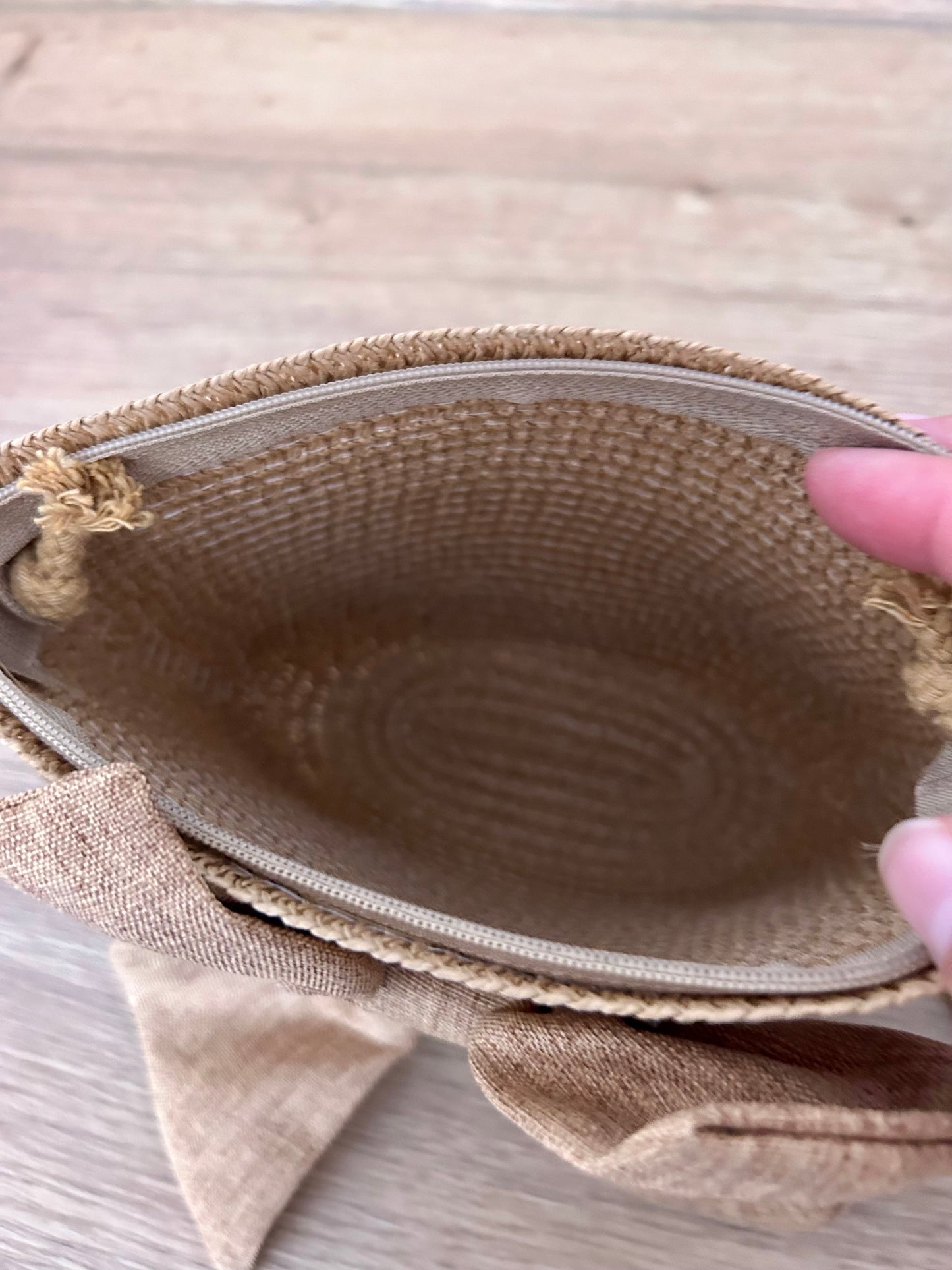 Petit sac bandoulière rotin nœud été
