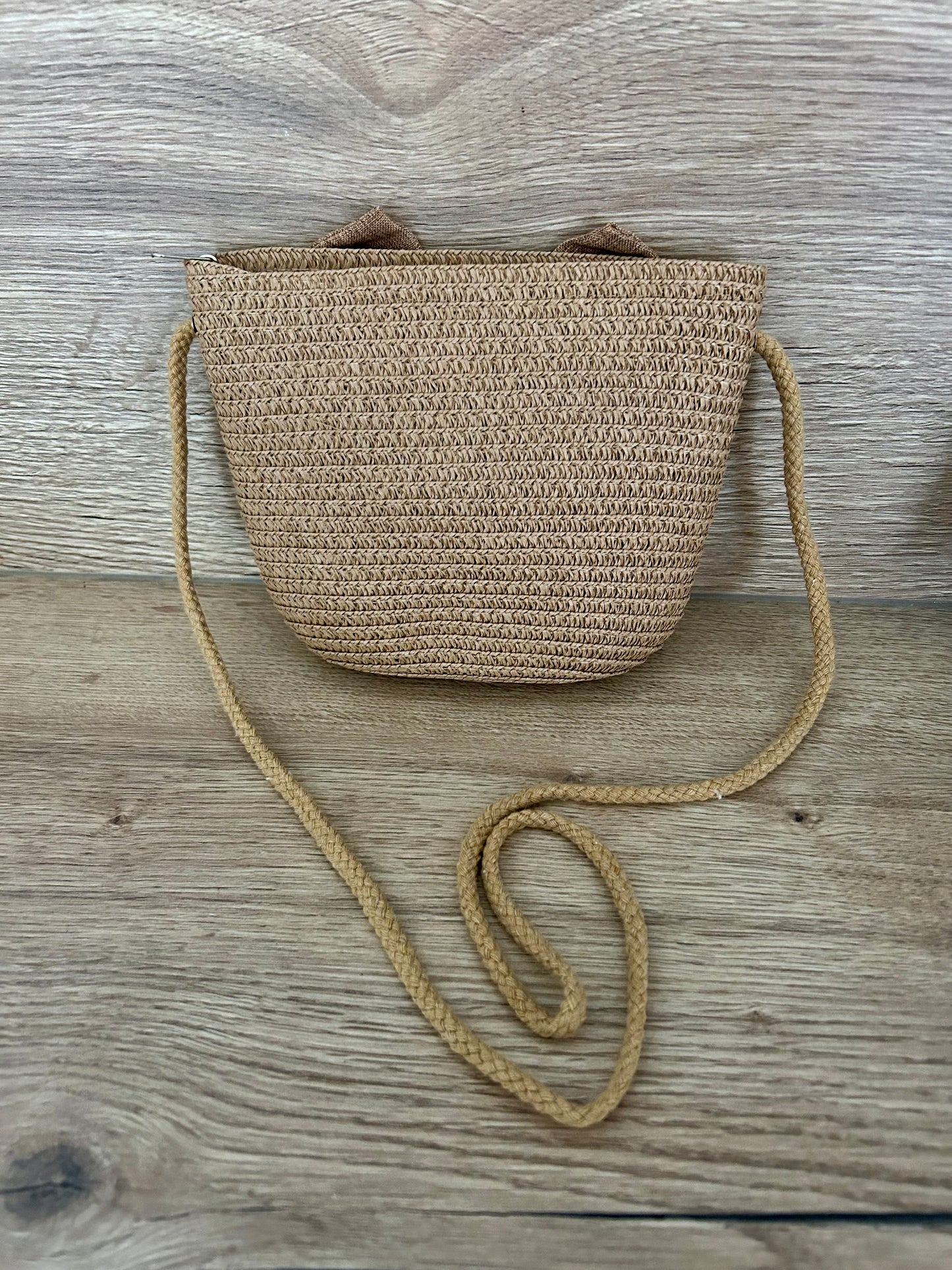 Petit sac bandoulière rotin nœud été