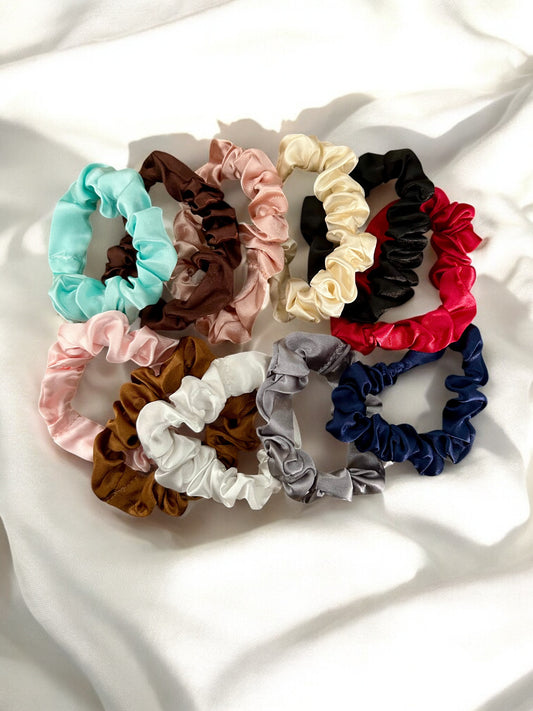 Lot de 11 chouchous satinées