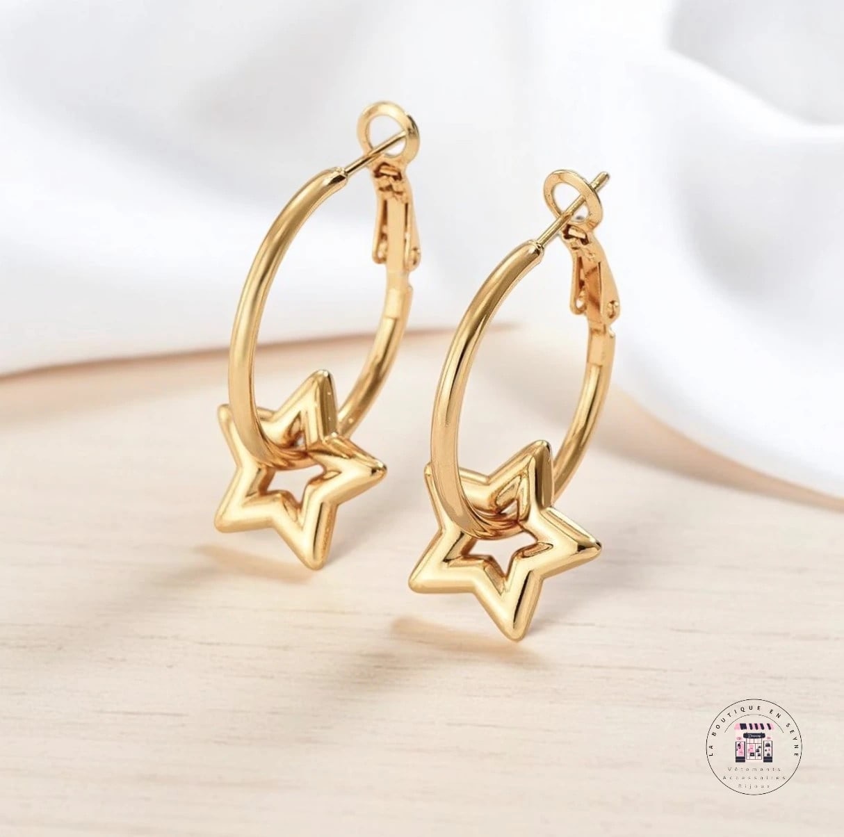 Boucles d’oreilles créoles étoile dorées