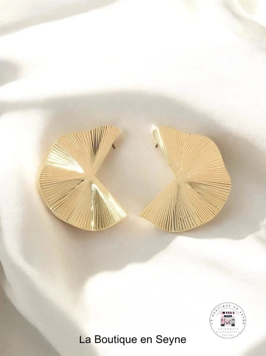 Boucles d'oreilles feuilles texturées dorées