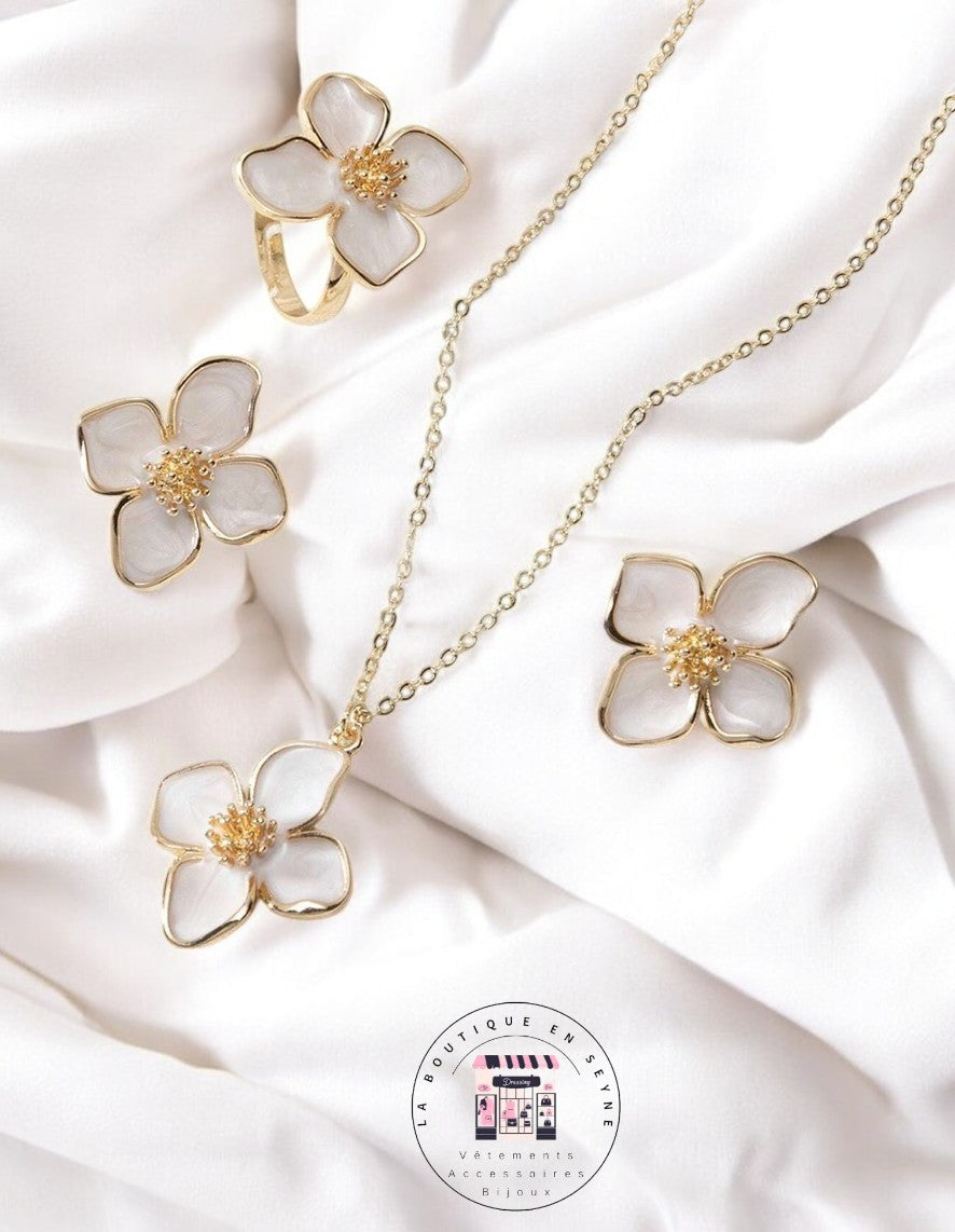 Parure 3 bijoux dorée fleurs blanc, rose