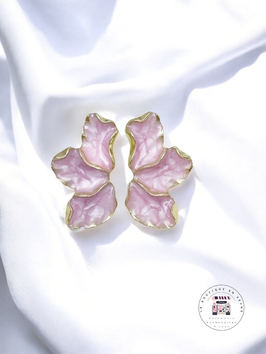 Boucles d'oreilles demi-feuilles dorées blanches ou rose