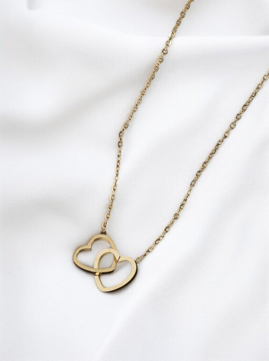 Collier doré pendentif double cœur