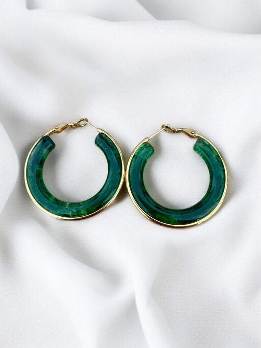 Boucles d’oreilles créoles dorées, vert blanc ou marron