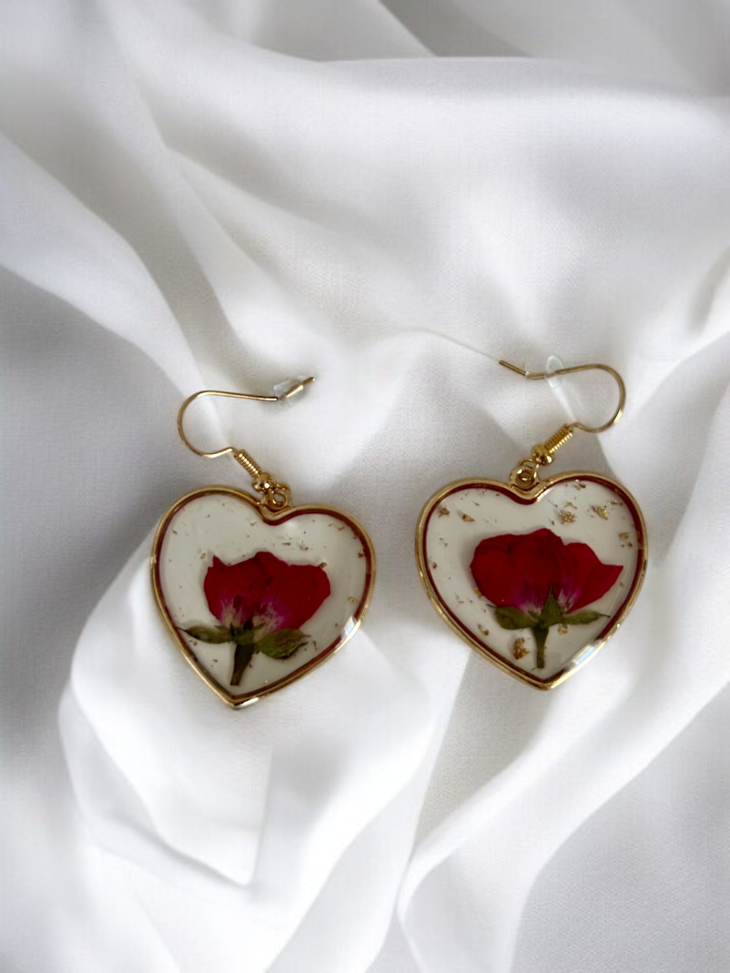 Boucles d’oreilles créoles fleurs séchée
