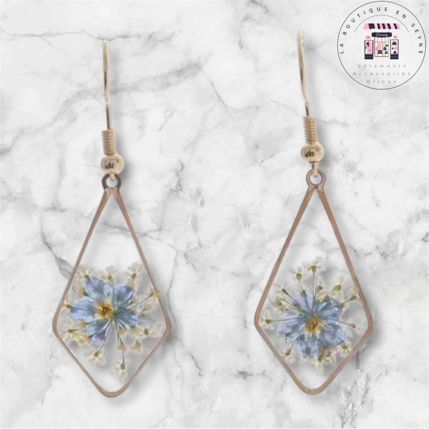 Boucles d’oreilles créoles fleurs séchées